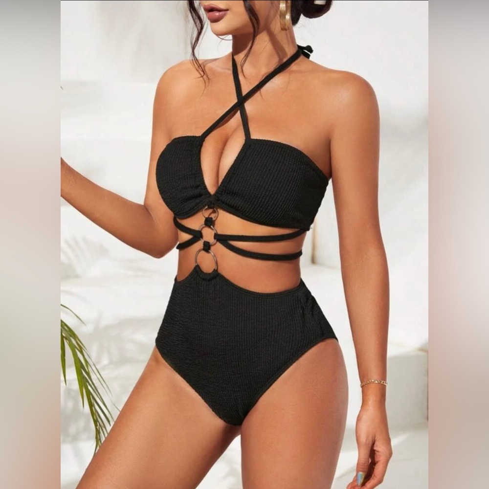 One Piece Swimsuit - Picture 3 of 7